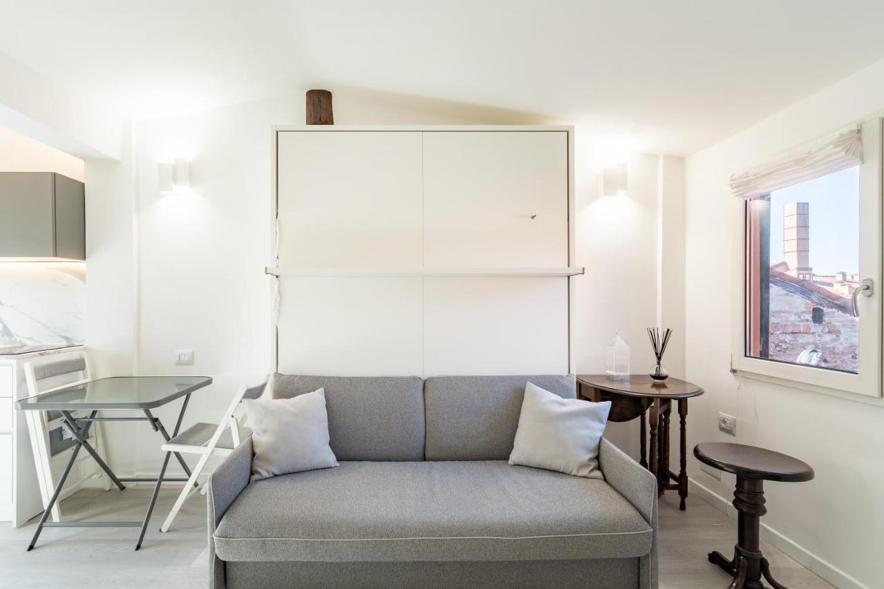 Housmart Tovaglie 9 Int 7 Apartment Bologna Bagian luar foto