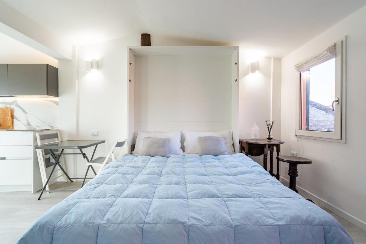 Housmart Tovaglie 9 Int 7 Apartment Bologna Bagian luar foto