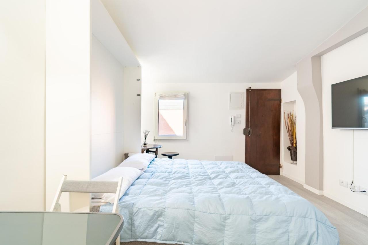 Housmart Tovaglie 9 Int 7 Apartment Bologna Bagian luar foto