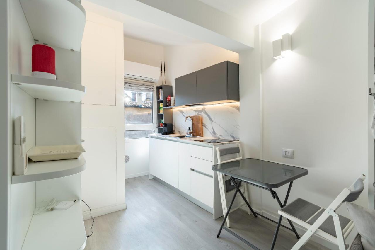 Housmart Tovaglie 9 Int 7 Apartment Bologna Bagian luar foto