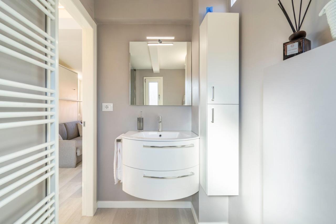 Housmart Tovaglie 9 Int 7 Apartment Bologna Bagian luar foto