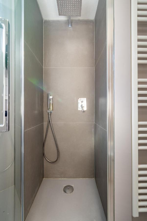 Housmart Tovaglie 9 Int 7 Apartment Bologna Bagian luar foto