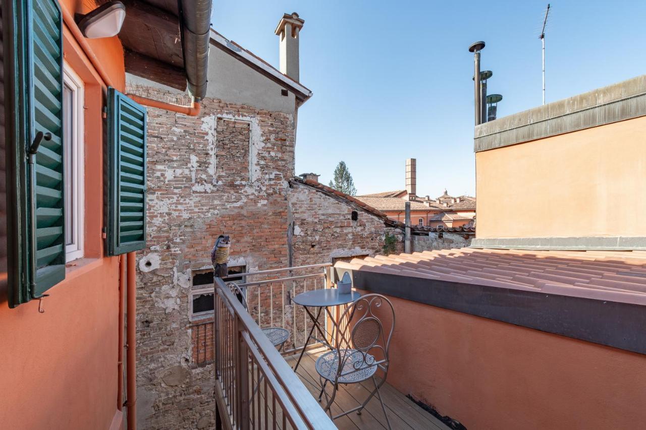Housmart Tovaglie 9 Int 7 Apartment Bologna Bagian luar foto